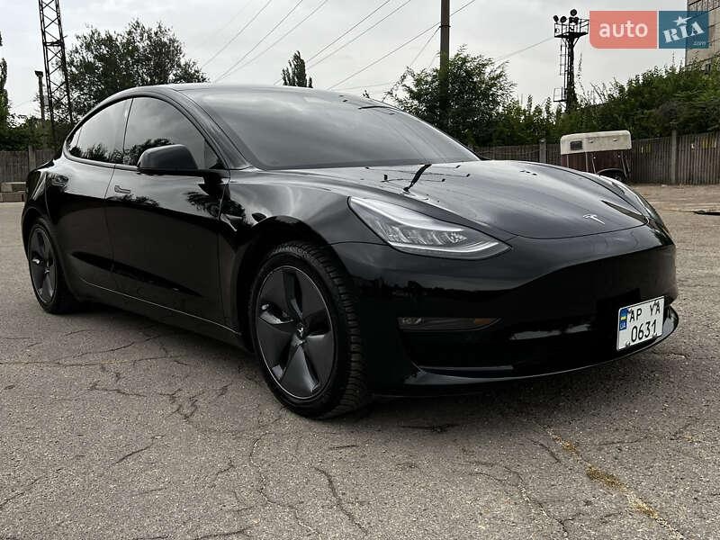 Tesla Model 3 2019