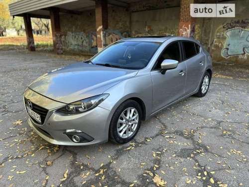 Mazda 3 2015