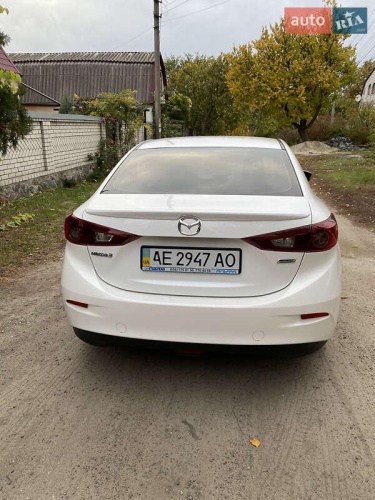 Mazda 3 2015