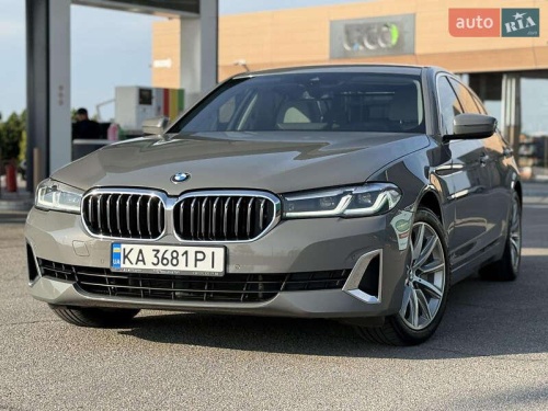 BMW 5 Series 2021
