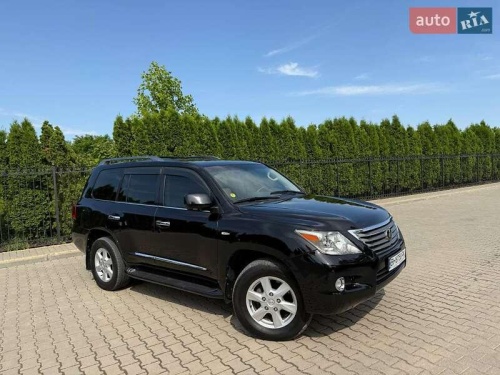 Lexus LX 2008