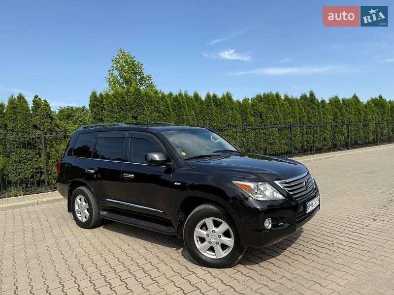 Lexus LX 2008