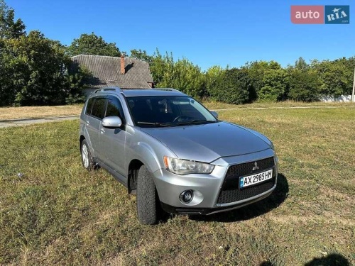 Mitsubishi Outlander 2010