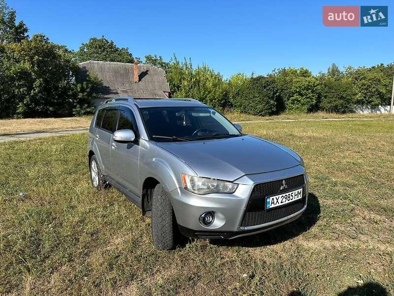 Mitsubishi Outlander 2010