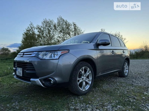 Mitsubishi Outlander 2014