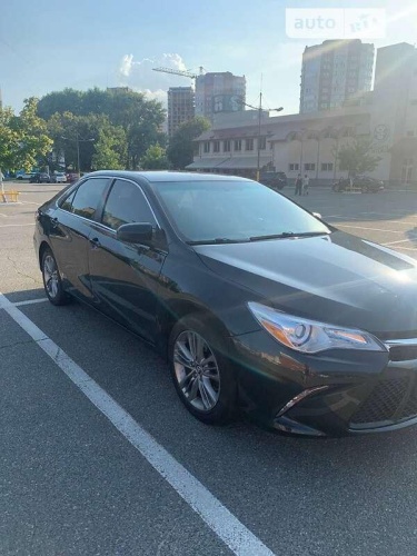 Toyota Camry 2015