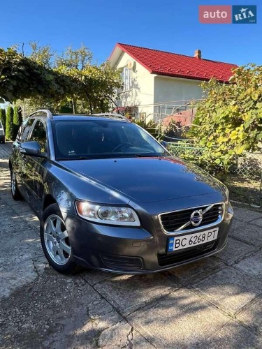 Volvo V50 2011