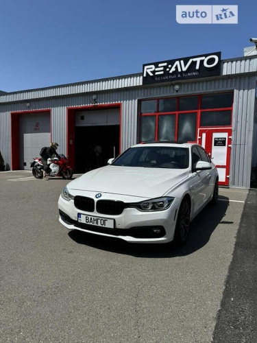 BMW 3 Series 2016