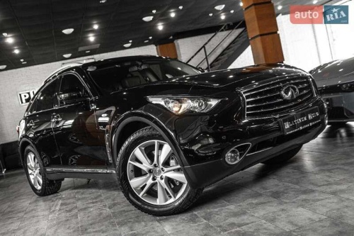 Infiniti QX70 2014