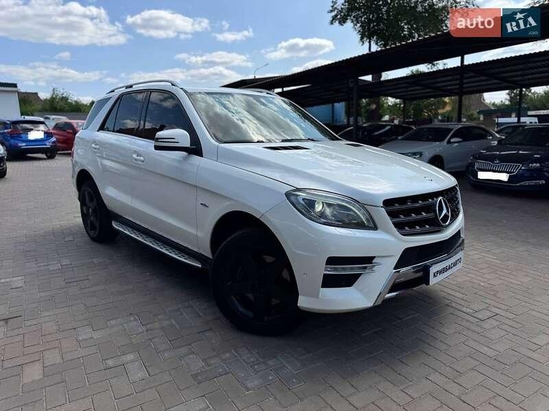 Mercedes-Benz M-Class 2012
