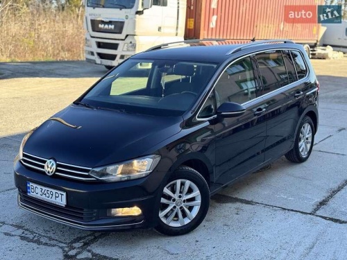 Volkswagen Touran 2016