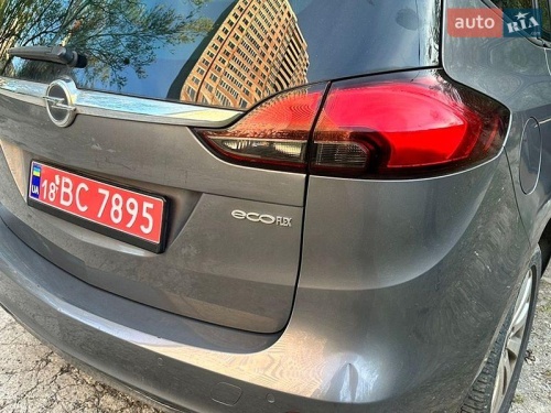 Opel Zafira 2016