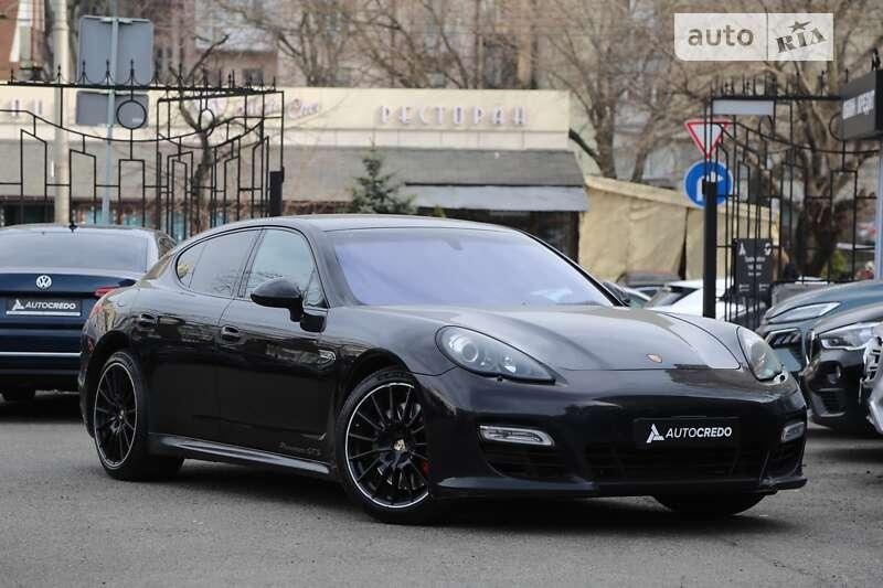 Porsche Panamera 2012
