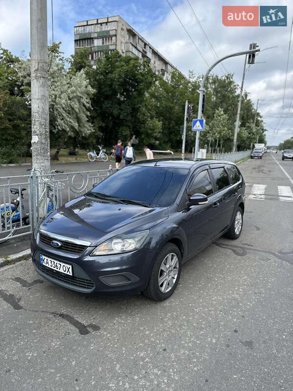 Ford Focus 2010
