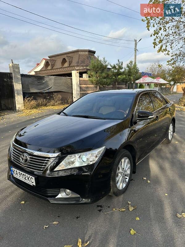Toyota Camry 2012