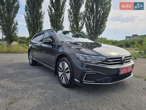 Volkswagen Passat 2021