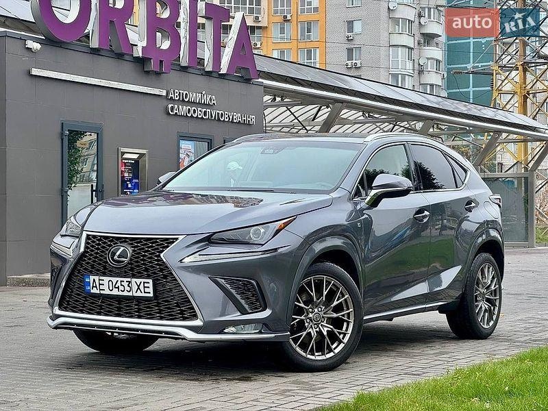 Lexus NX 2019