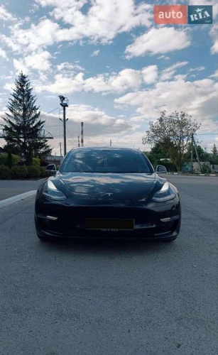 Tesla Model 3 2018