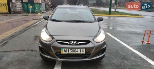 Hyundai Accent 2013
