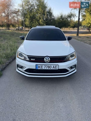 Volkswagen Jetta 2016