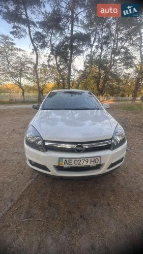 Opel Astra 2012