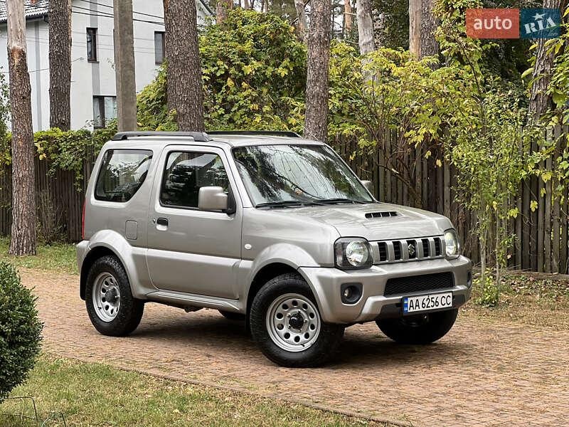 Suzuki Jimny 2015