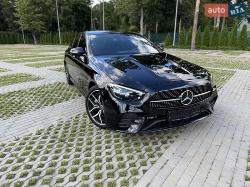 Mercedes-Benz E-Class 2023