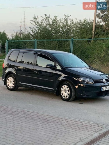 Volkswagen Touran 2015