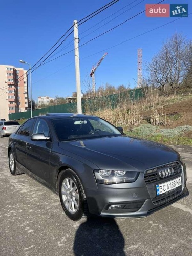 Audi A4 2014