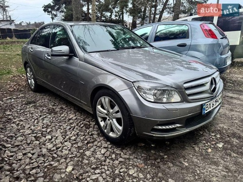 Mercedes-Benz C-Class 2011