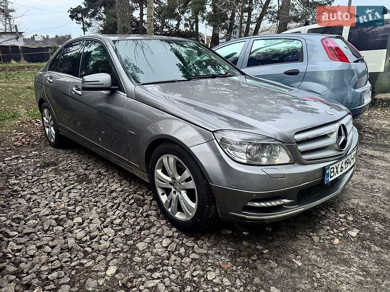 Mercedes-Benz C-Class 2011