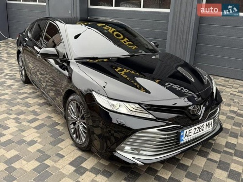 Toyota Camry 2017