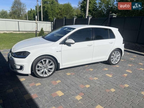Volkswagen e-Golf 2016