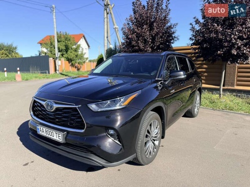 Toyota Highlander 2021
