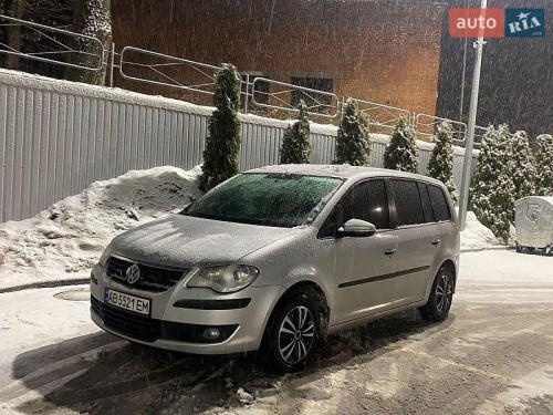 Volkswagen Touran 2009