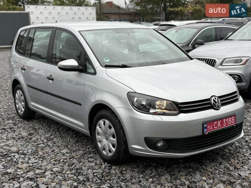 Volkswagen Touran 2012