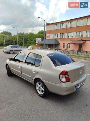 Renault Clio Symbol 2008