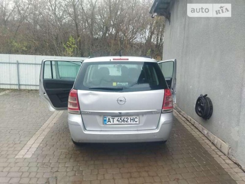 Opel Zafira 2009