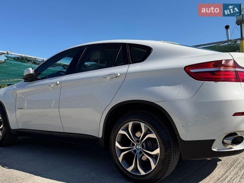 BMW X6 2012