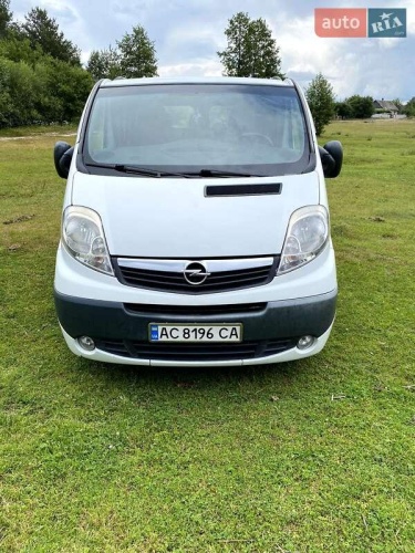 Opel Vivaro 2011