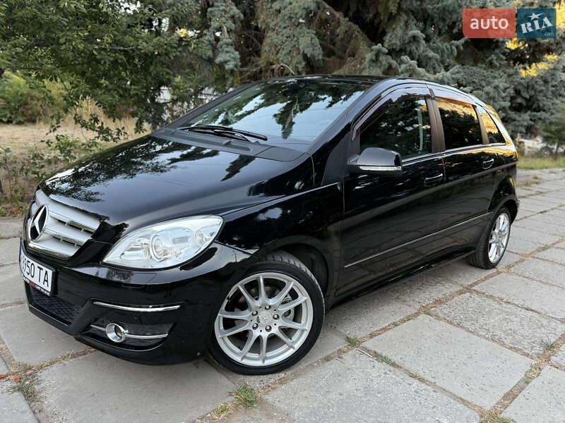 Mercedes-Benz B-Class 2010