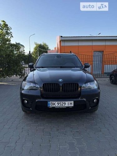 BMW X5 2011