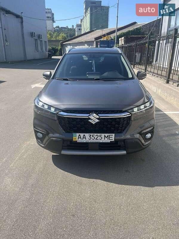 Suzuki SX4 2023