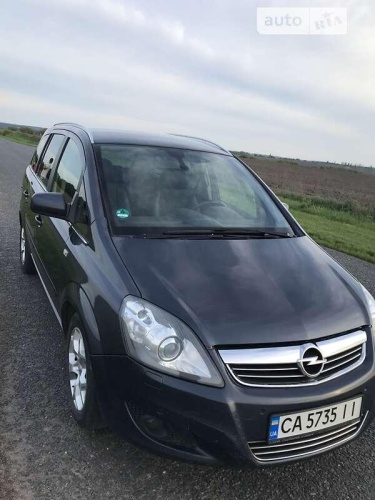 Opel Zafira 2011