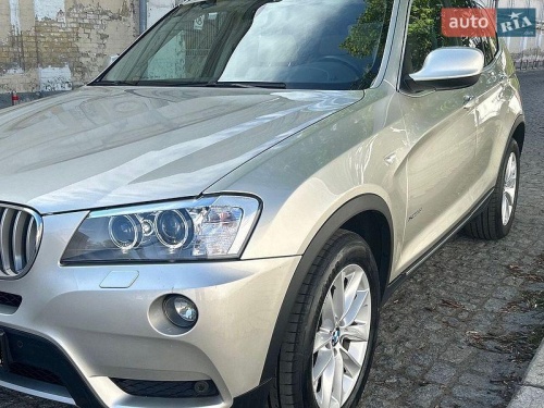BMW X3 2011