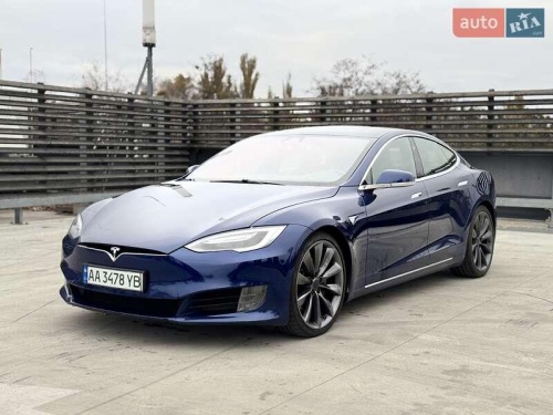 Tesla Model S 2017