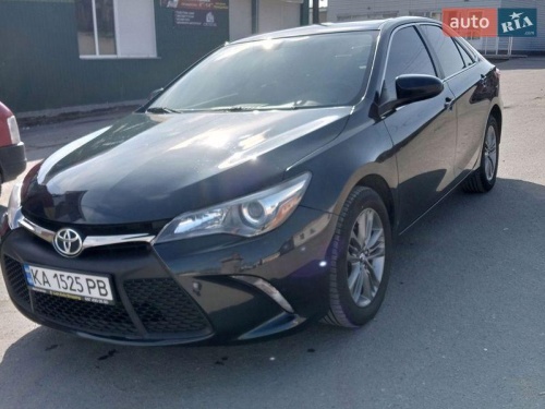 Toyota Camry 2017