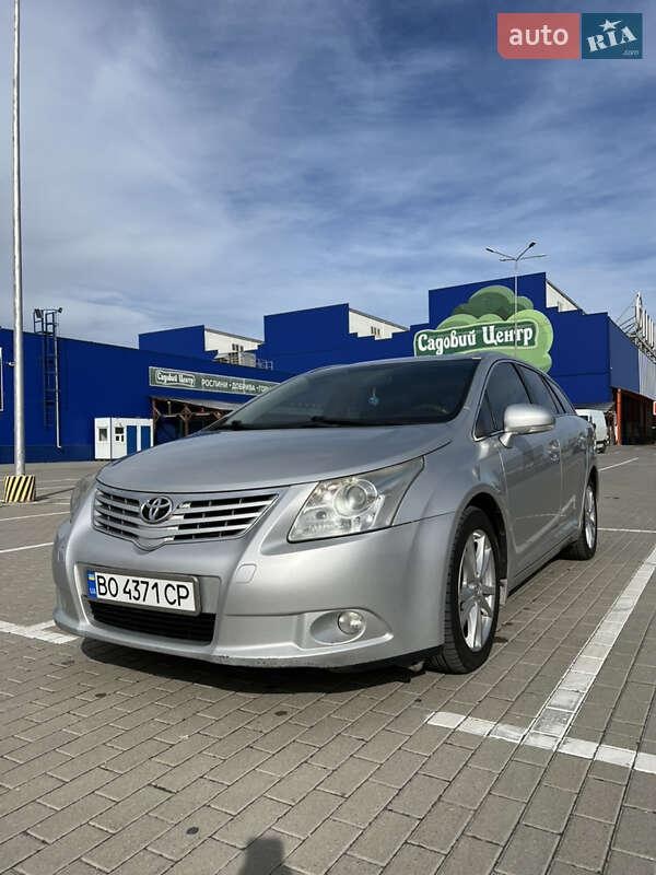 Toyota Avensis 2010