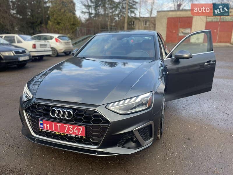 Audi A4 2022