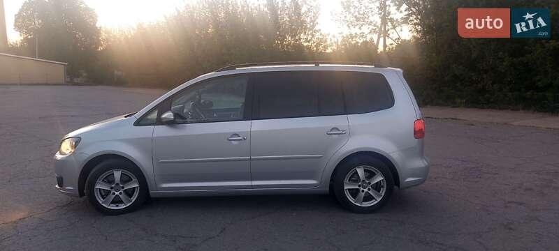 Volkswagen Touran 2013